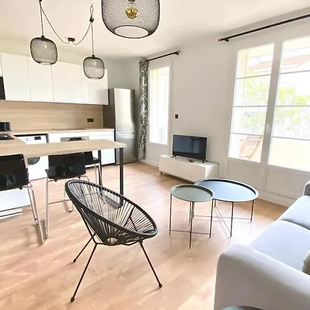 Les Oliviers T2 Centre Ajaccio (Corsica)